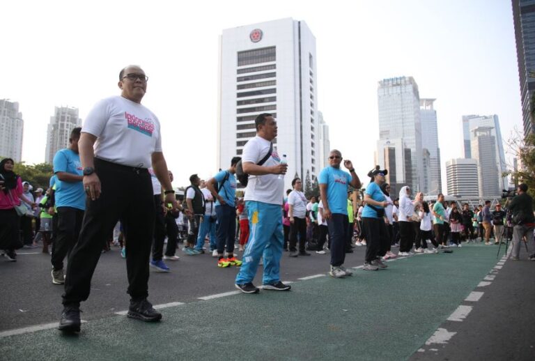 BNN AJAK WARGA JAKARTA HIDUP SEHAT DI CAR FREE DAY