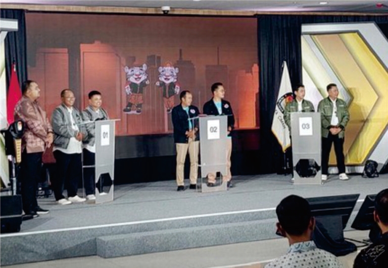 Tiga Pasangan Calon Wali Kota Cimahi Adu Strategi Tangani Kemiskinan dan Pengangguran dalam Debat Perdana Pilkada 2024