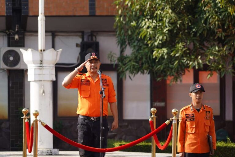Pj. Bupati Garut Pimpin Apel Kesiapsiagaan Menghadapi Bencana Hidrometeorologi