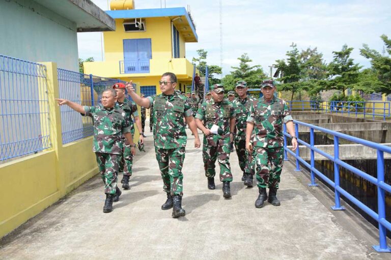 Pangdam III/Slw Dampingi Kasad Tinjau Eks Asrama Yonzipur 3/YW