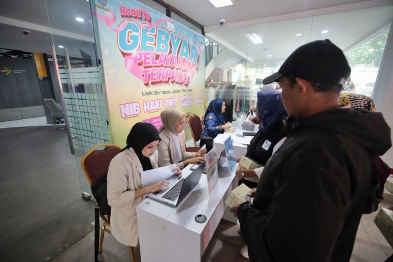 Permudah Akselerasi Dunia Usaha, Warga Sambut Gebyar Pelayanan Publik di MPP