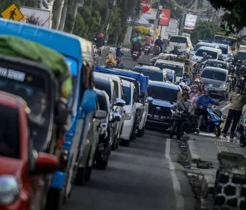 Peningkatan Volume Kendaraan pada Libur Tahun Baru 2025 di Kabupaten Purwakarta