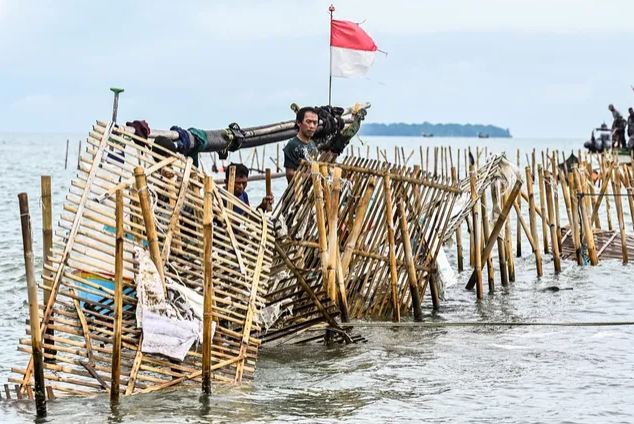 Pagar Laut Tangerang Timbulkan Kerugian Rp116 Miliar, Anggota Komisi III DPR RI Desak Pengusutan