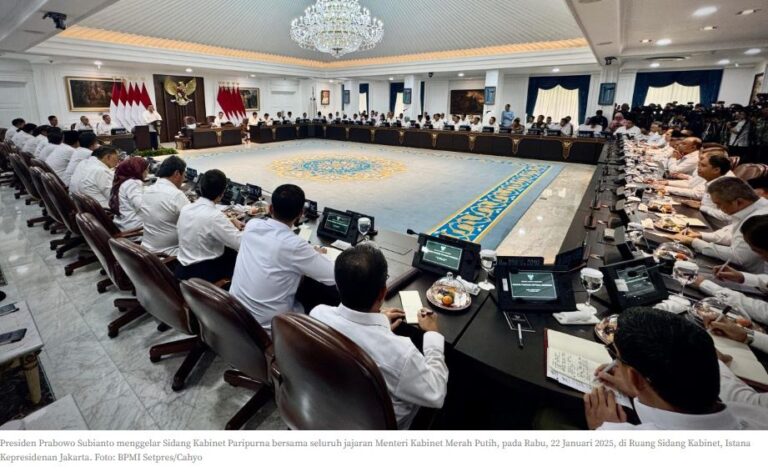 Pimpin Sidang Kabinet Paripurna, Presiden Prabowo Apresiasi Kinerja Kabinet untuk Rakyat
