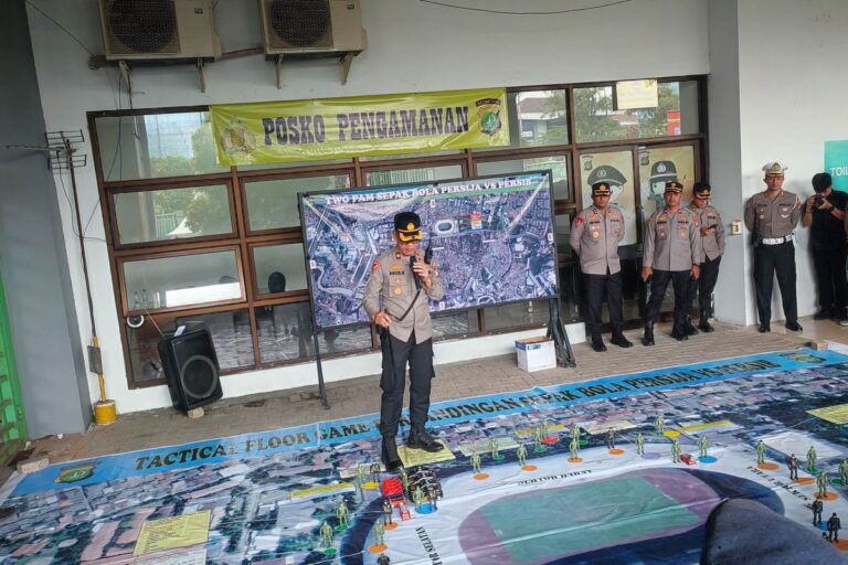 2.145 Personel Gabungan Amankan Laga Persija vs Persib di Stadion Patriot