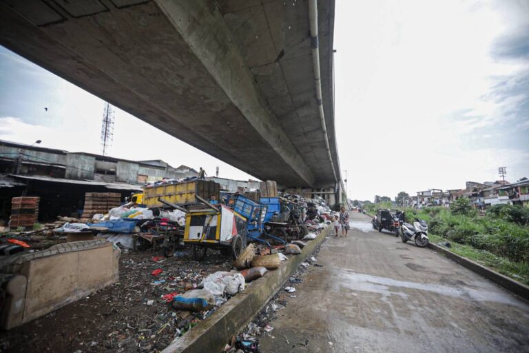 Flyover Ciroyom Jadi Sorotan, Wali Kota Ajak Warga Bersama-sama Atasi Masalah Sampah