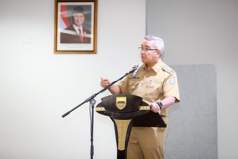Target 700 RW KBS 2025: Wali Kota Bandung Tekankan Pengelolaan Sampah Lebih Serius