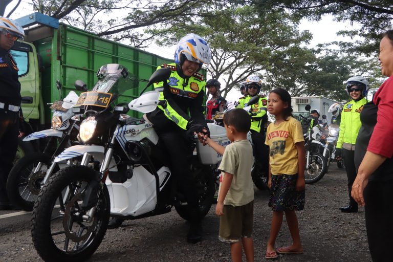 Patroli Ngabuburit di Kabupaten Semarang, Kapolres Ratna Tekankan Pencegahan Kenakalan Remaja