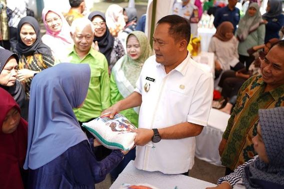 Gerakan Pangan Murah Karawang Sukses Tekan Harga Menjelang Lebaran