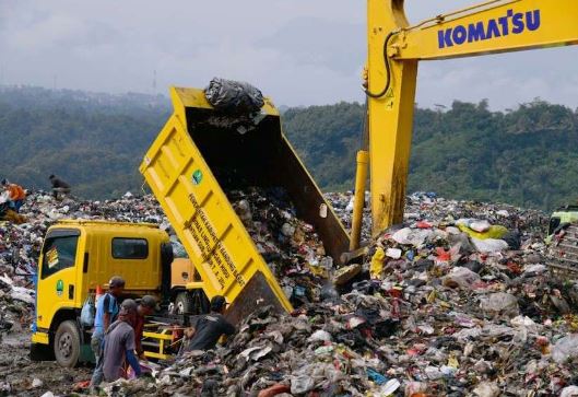 Penurunan Signifikan Tonase Sampah di TPPAS Sarimukti Selama Ramadan 2025